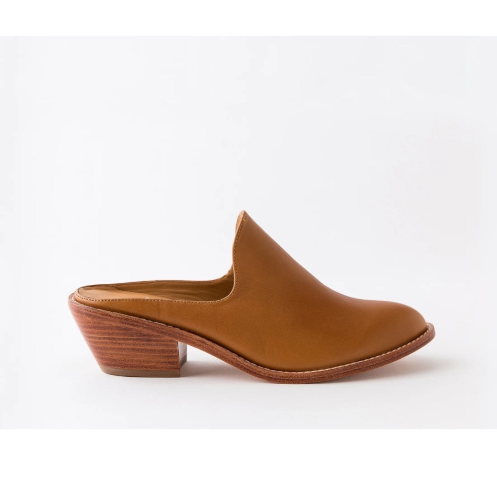 Fortress of Inca brown leather cognac Michelle mules 38